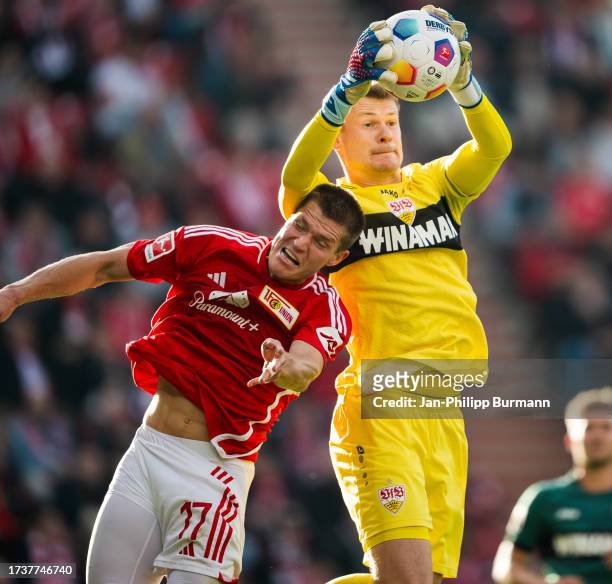 Kevin Behrens from 1. FC Union Berlin and Alexander Nuebel from VfB Stuttgart during the match between the 1. FC Union Berlin and VfB Stuttgart on...