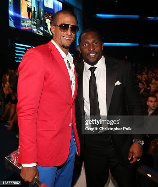 Players Colin Kaepernick and Ray Lewis attends The 2013 ESPY Awards at Nokia Theatre L.A. Live on July 17, 2013 in Los Angeles, California.