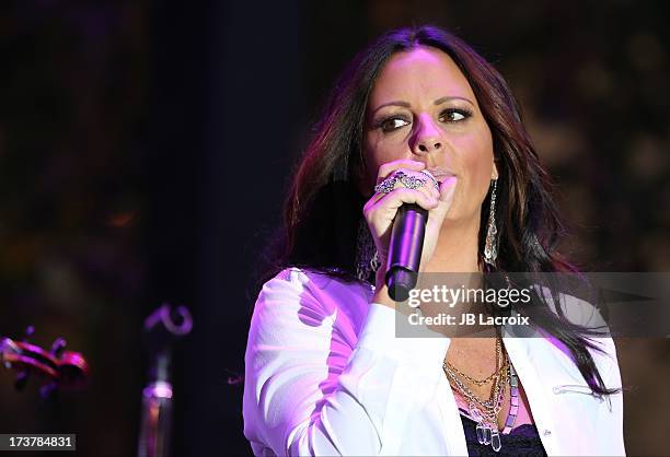 Sara Evans performs at The Grove on July 17, 2013 in Los Angeles, California.