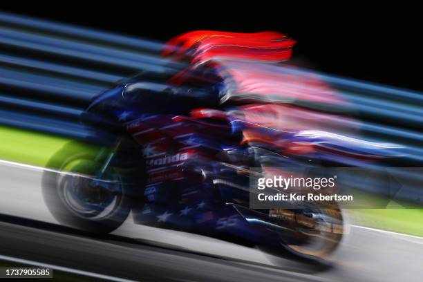 Ash Beech of Honda - Jones Dorling Racing rides during the Pirelli National Superstock race at Brands Hatch on October 15, 2023 in Longfield, England.