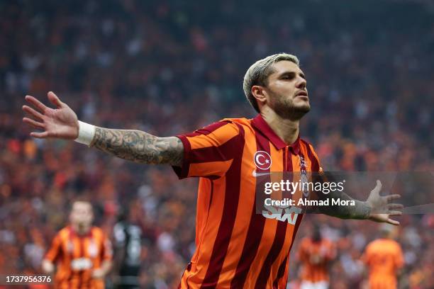 Mauro Icardi of Galatasaray celebrates after scoring his team's second goal during the Super Lig match between Galatasaray and Besiktas at RAMS Park...