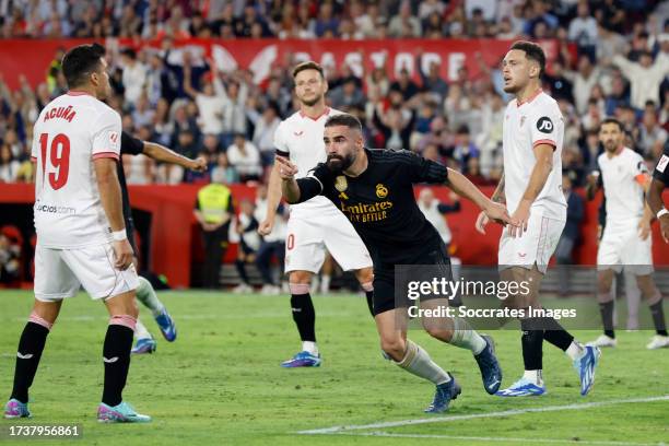 Dani Carvajal of Real Madrid celebrates 1-1 during the LaLiga EA Sports match between Sevilla v Real Madrid at the Estadio Ramon Sanchez Pizjuan on...