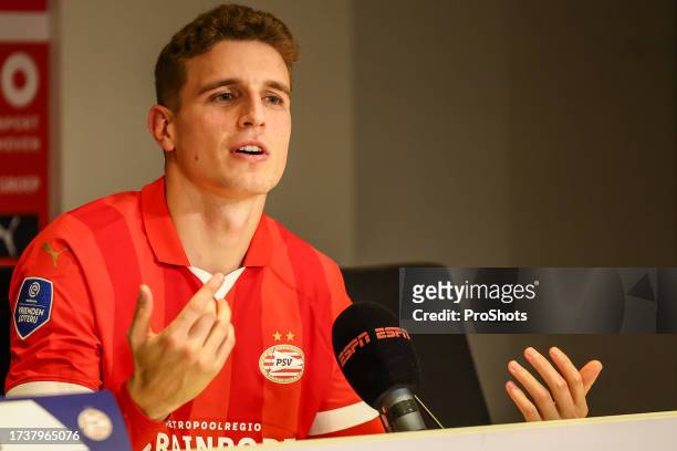 Player Guus Til during the press conference after the match - Photo by Icon sport during the Eredivisie match between PSV Eindhoven and Fortuna...