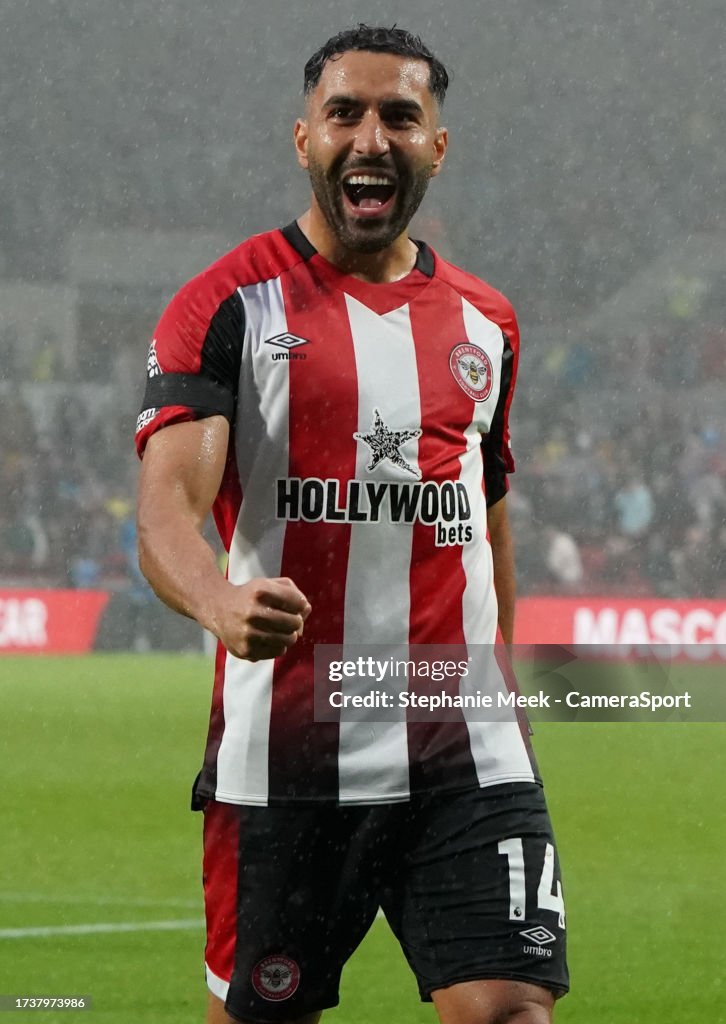 Brentford FC v Burnley FC - Premier League