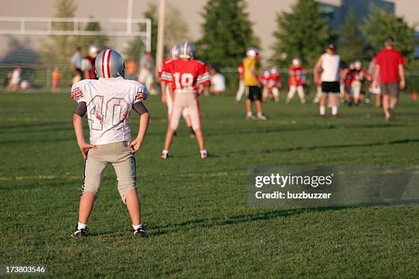 football team pract - high school football stock pictures, royalty-free photos & images