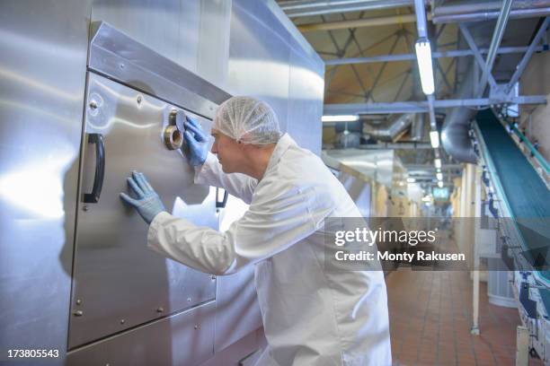 Factory Cook 324 Food Factory Oven Stock Photos, High-Res Pictures, and Images ...