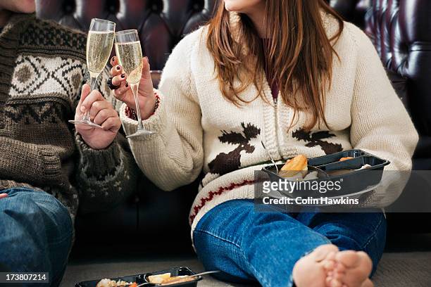 couple toasting each other - tv dinner stock pictures, royalty-free photos & images