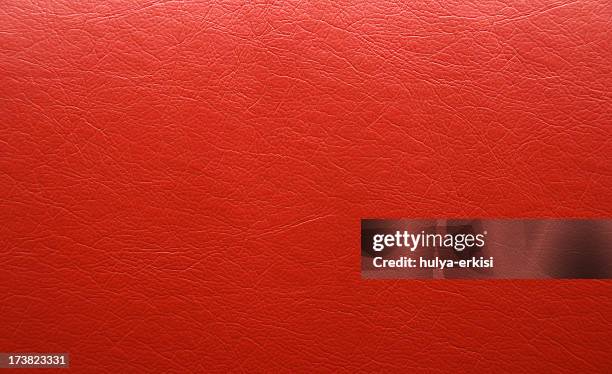 rotes leder-hintergrund - leather stock-fotos und bilder