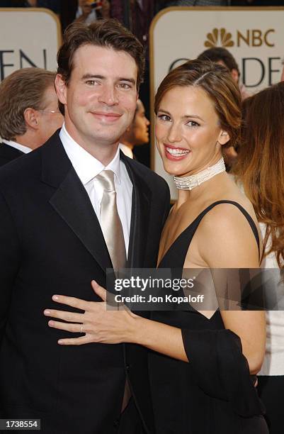 Jennifer Garner And Scott Foley Photos and Premium High Res Pictures