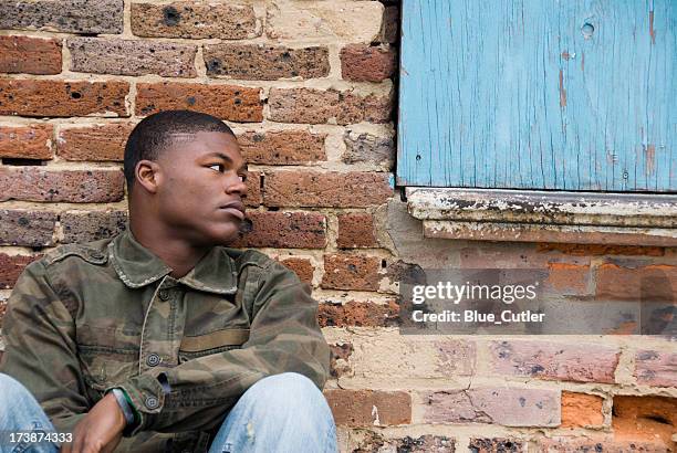 homeless african american teen boy - wanderer stock pictures, royalty-free photos & images