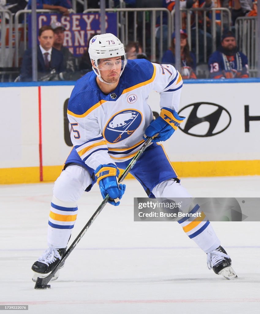Buffalo Sabres v New York Islanders