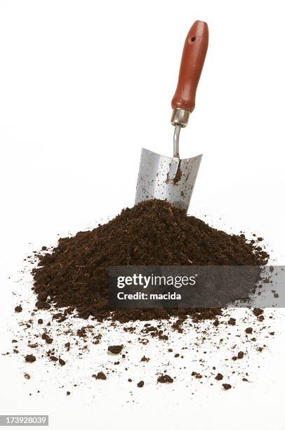 schaufel und boden - spaten stock-fotos und bilder