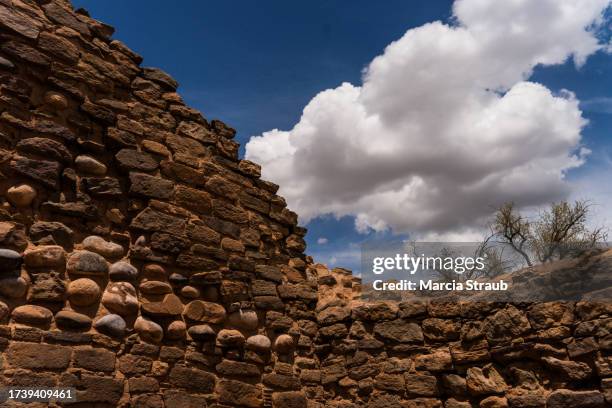 Aztec Stone Cladding Aztec Wall Photos and Premium High Res Pictures - Getty Images