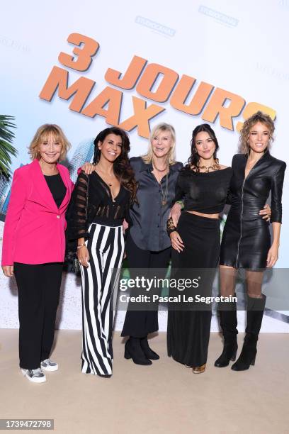 Marie-Anne Chazel, Reem Kherici, Chantal Ladesou, Vanessa Guide and Elodie Fontan attend the "3 Jours Max" PPhotocall at Le Grand Rex on October 16,...