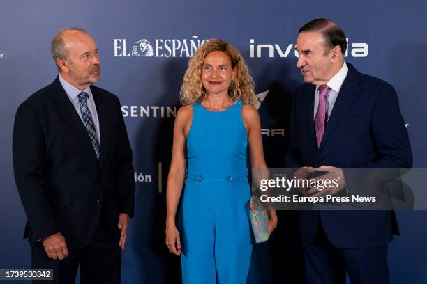 The former president of the Congress of Deputies Meritxell Batet and the director of El Español Pedro J. Ramirez, during the award ceremony Los...