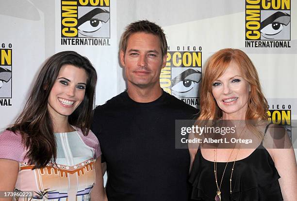 Actors Meghan Ory, Josh Holloway and Marg Helgenberger speak onstage at the "Intelligence" panel during Comic-Con International 2013 at San Diego...