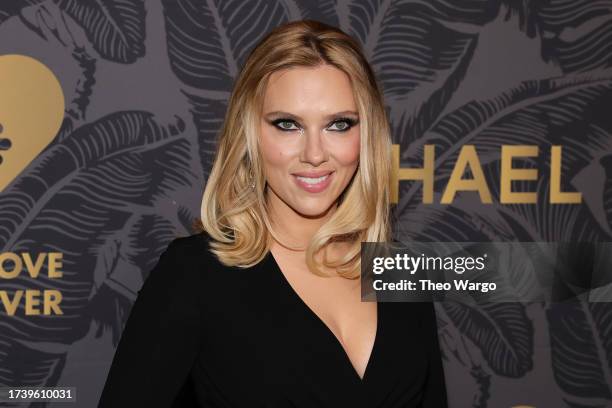Scarlett Johansson attends the 2023 God's Love We Deliver Golden Heart Awards at The Glasshouse on October 16, 2023 in New York City.