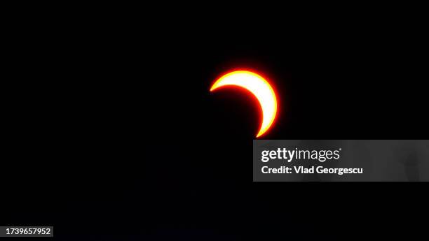 partial solar eclipse - solar eclipse stock-fotos und bilder