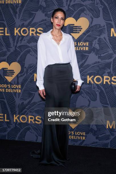 Huma Abedin attends the 2023 God's Love We Deliver Golden Heart Awards at The Glasshouse on October 16, 2023 in New York City.