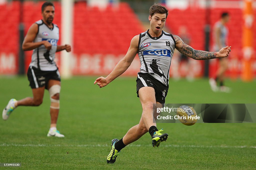 Collingwood Magpies Training Session