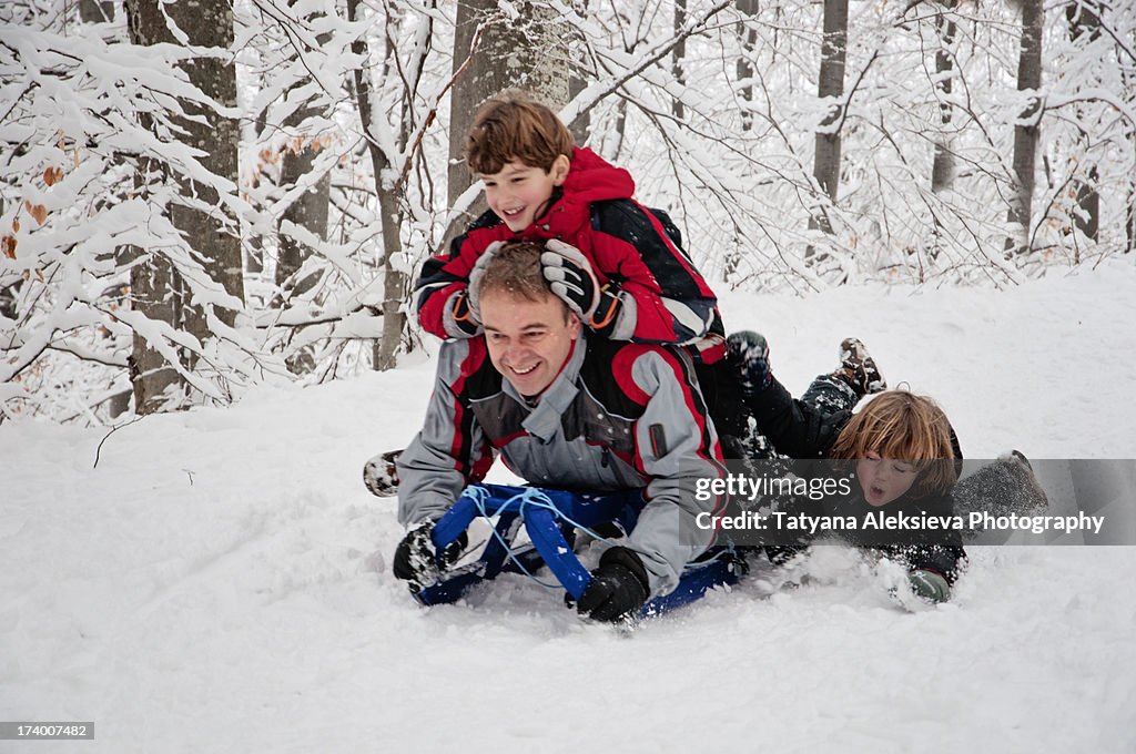 Play in snow