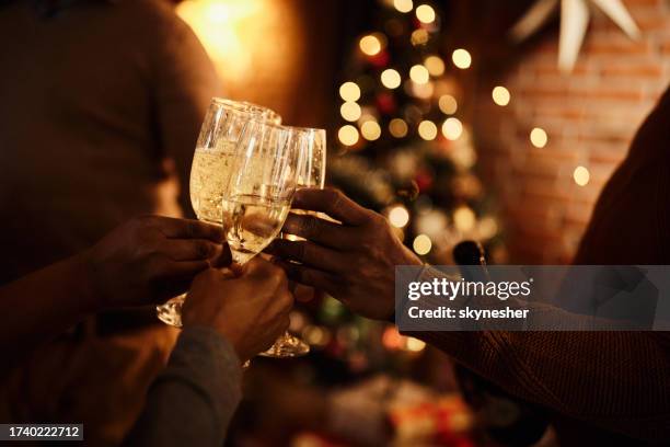 cheers to this christmas party! - toost stockfoto's en -beelden