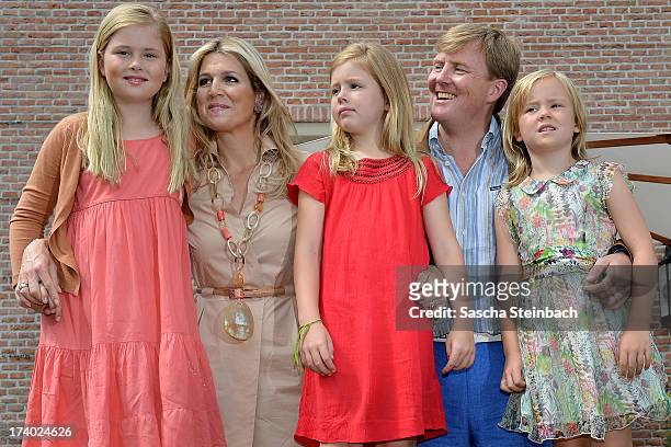 Crown Princess Catharina-Amalia of the Netherlands, Queen Maxima of the Netherlands,, Princess Alexia of the Netherland, King Willem-Alexander of the...
