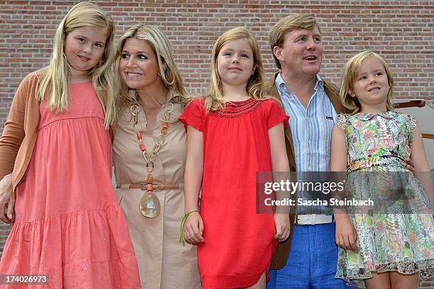 Crown Princess Catharina-Amalia of the Netherlands, Queen Maxima of the Netherlands, Princess Alexia of the Netherlands, King Willem-Alexander of the...