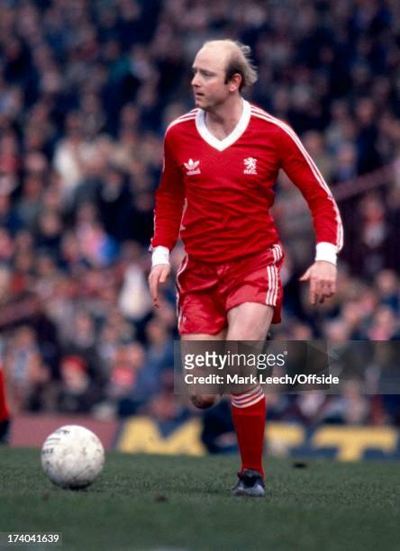 English Football League Division One, Middlesbrough v Everton, David Armstrong.