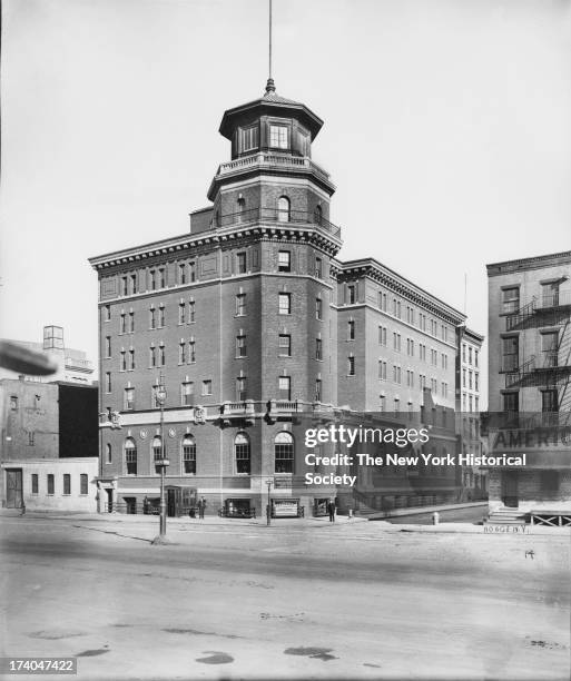 American Museum of Natural History, West 77th Street and Central Park West, New York, New York, early twentieth century.