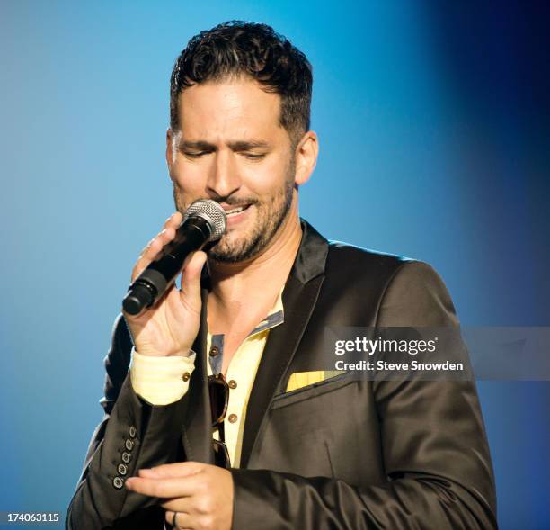 John B Singer Rapper Jon B Photos and Premium High Res Pictures - Getty Images