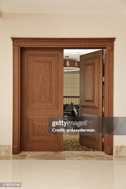 seminar room, opened the door - wood office door stock pictures, royalty-free photos & images
