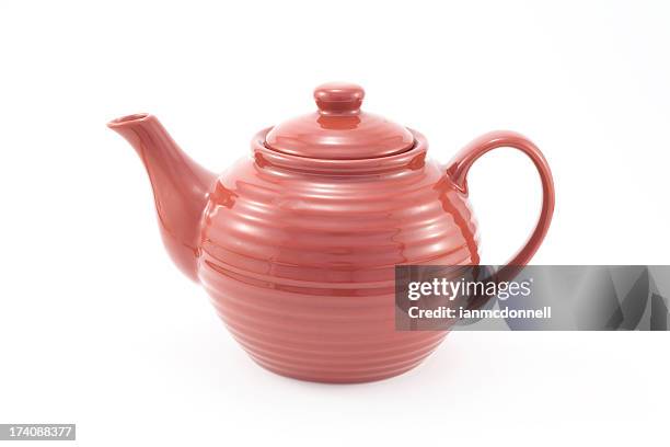 red teapot - theepot stockfoto's en -beelden