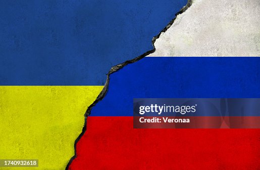 Die Ukraine und Russland flaggen gemeinsam. Konflikt zwischen der Ukraine und Russland. Die Ukraine und Russland flaggen gemeinsam. Konflikt zwischen der Ukraine und Russland.