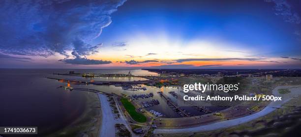 high angle view of sea against sky at sunset,gulfport,mississippi,united states,usa - misisipi fotografías e imágenes de stock