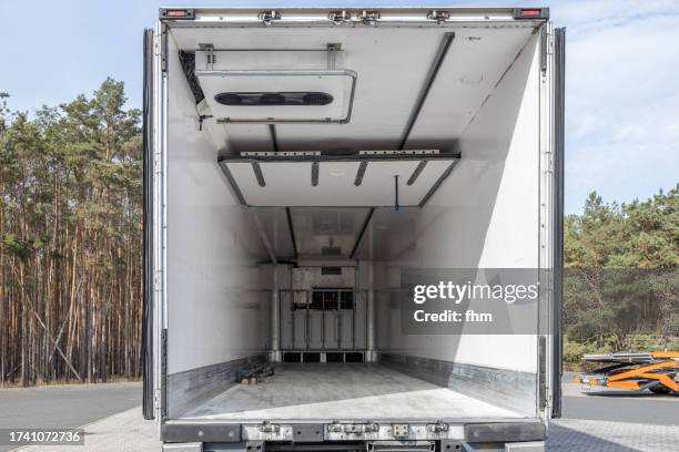 open empty trailer of a truck - going out of business stock pictures, royalty-free photos & images