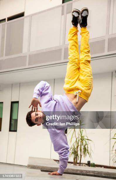 Alex Rety 4,341 Alex Rey Photos & High Res Pictures - Getty Images