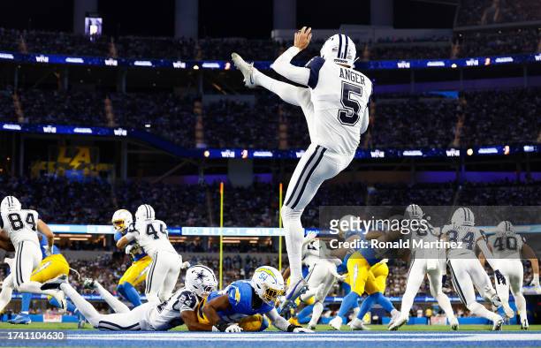 Bryan Anger of the Dallas Cowboys at SoFi Stadium on October 16, 2023 in Inglewood, California.