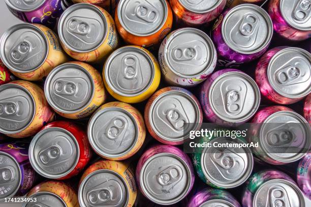 canns - bebida sin alcohol fotografías e imágenes de stock