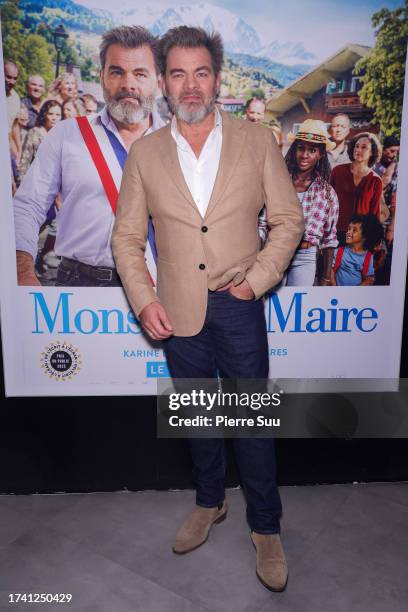 Clovis Cornillac attends the "Monsieur Le Maire" Premiere at UGC Danton on October 17, 2023 in Paris, France.