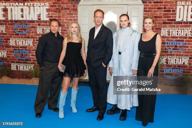 Trystan Pütter, Helena Zengel, Stephan Kampwirth, Emma Bading and Andrea Osvárt attend the "Die Therapie" Premiere at Zoopalast on October 23, 2023...