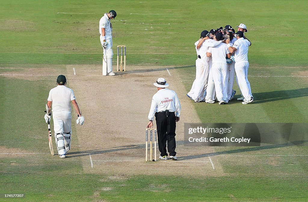 England v Australia: 2nd Investec Ashes Test - Day Four