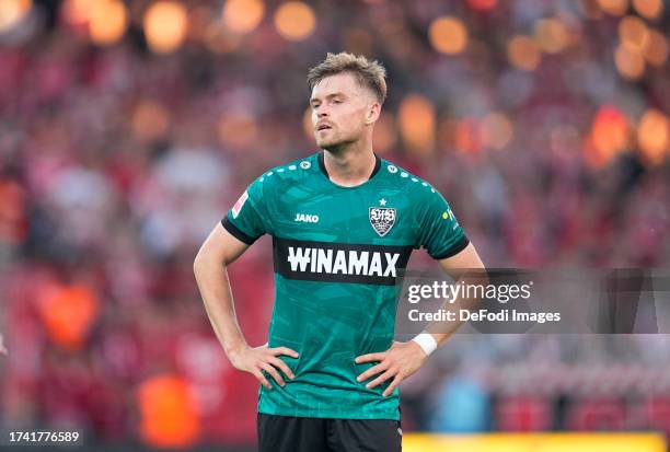 Maximilian Mittelstädt of VfB Stuttgart looks on during the Bundesliga match between 1. FC Union Berlin and VfB Stuttgart at An der Alten Foersterei...