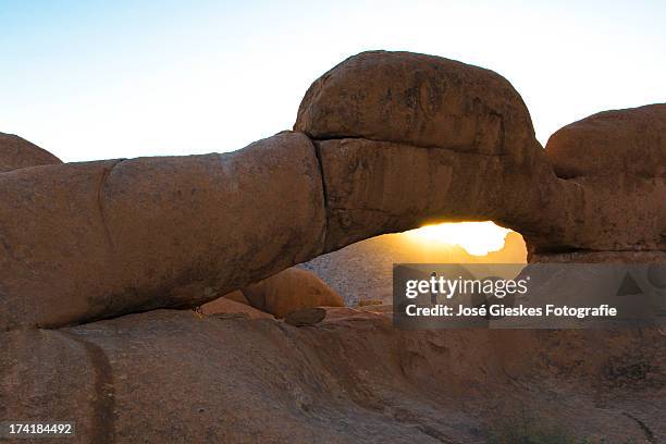 light pouring in - spitzkoppe stock pictures, royalty-free photos & images