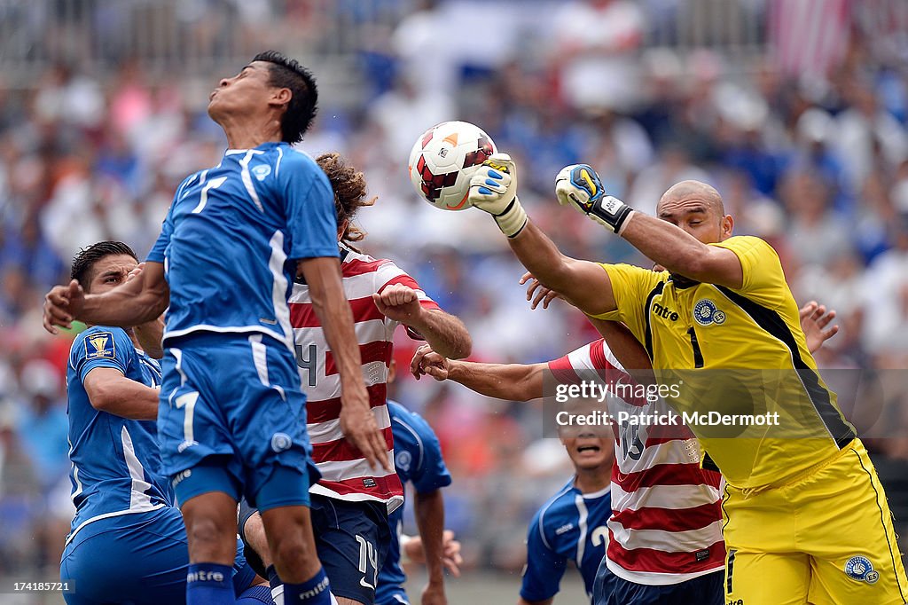 El Salvador v United States - 2013 CONCACAF Gold Cup