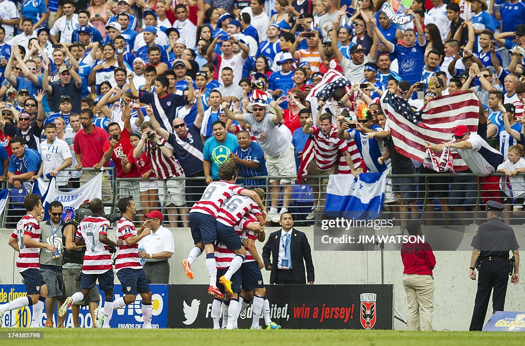 FBL-CONCACAF-GOLD CUP-USA-SLV