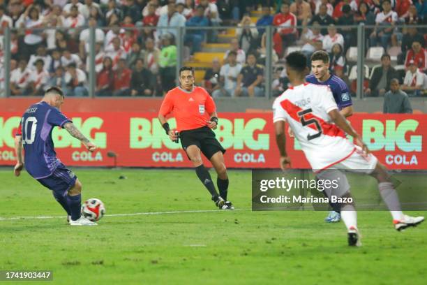Lionel Messi of Argentina shoots on target to score the team´s second goal during a FIFA World Cup 2026 Qualifier match between Peru and Argentina at...