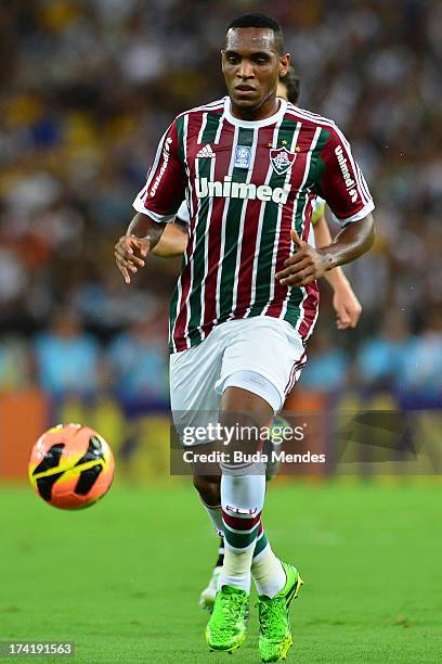 Digao of Fluminense controls the ball during a match between Fluminense and Vasco as part of Brazilian Championship 2013 at Maracana Stadium on July...