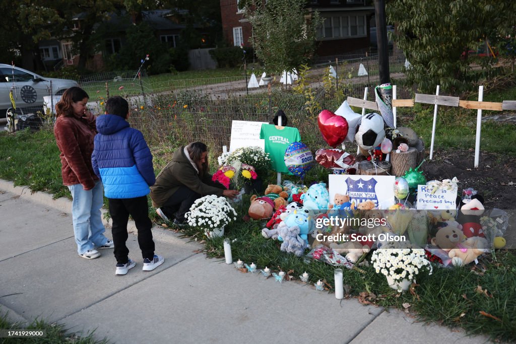 Vigil Held For Murdered Muslim Boy In Illinois, Suspect Charged With Hate Crime