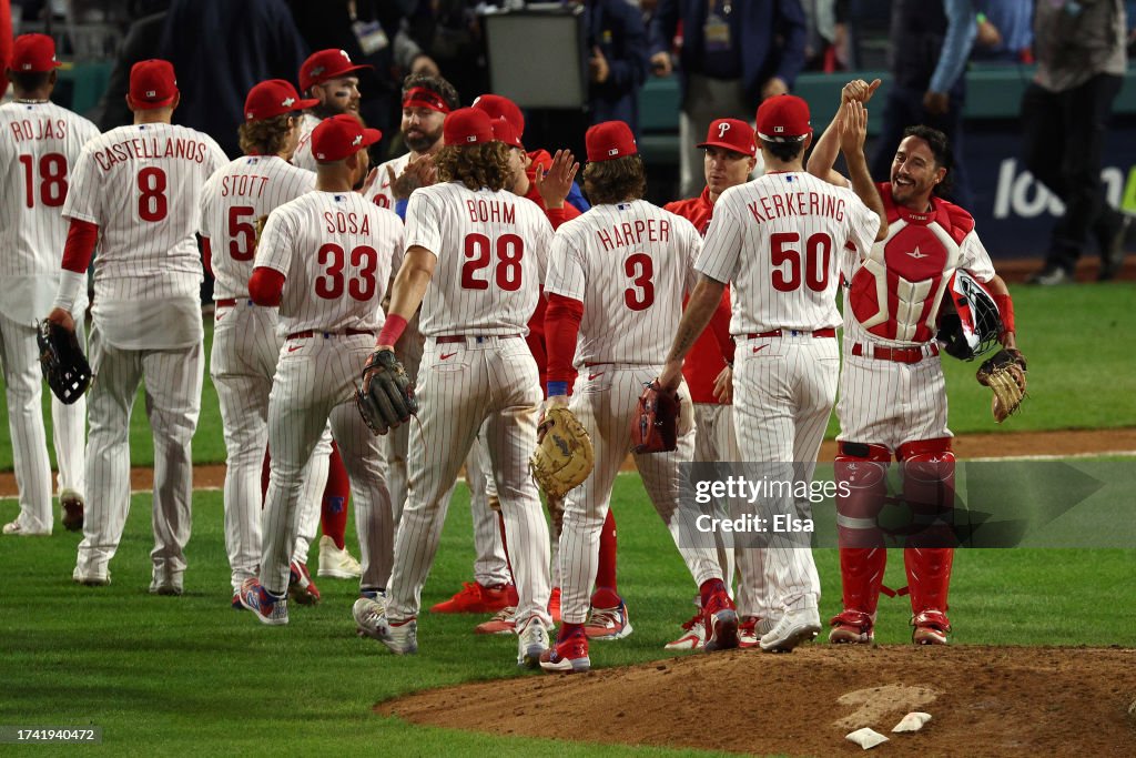 Championship Series - Arizona Diamondbacks v Philadelphia Phillies - Game Two